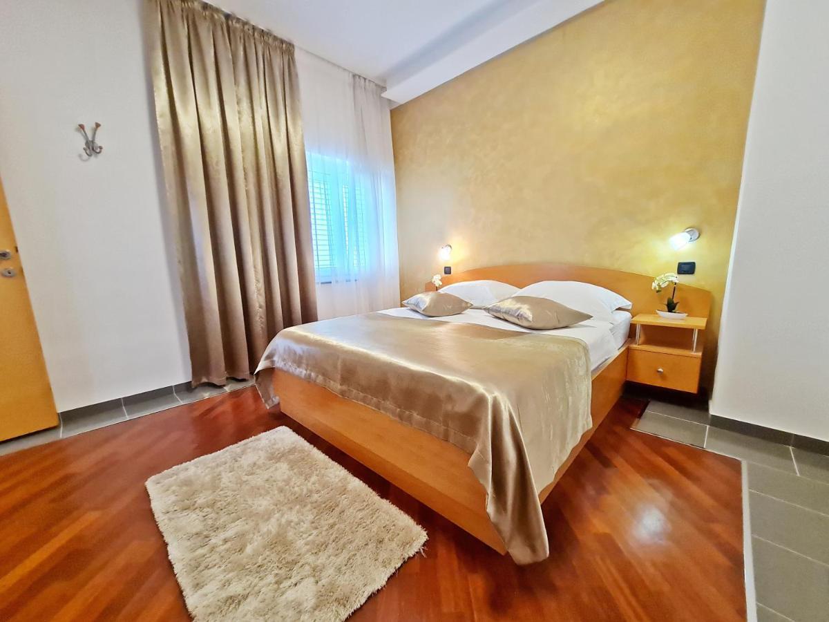 Hotel Sunce Подстрана Екстериор снимка