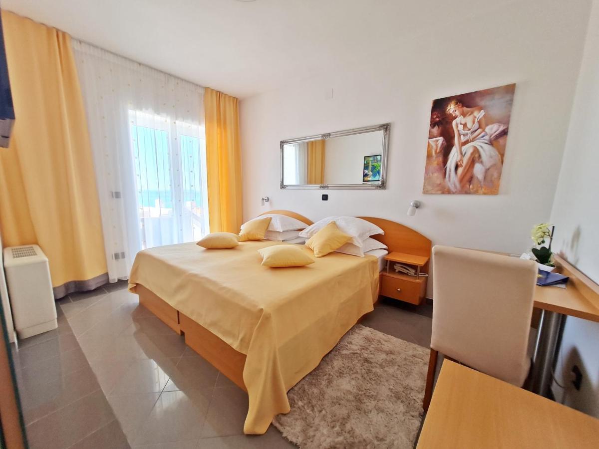 Hotel Sunce Подстрана Екстериор снимка