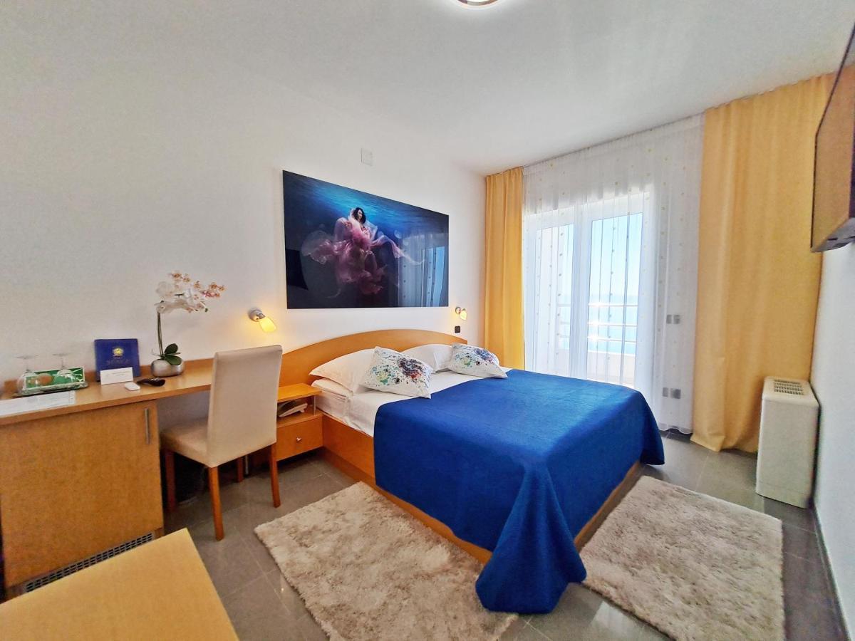 Hotel Sunce Подстрана Екстериор снимка