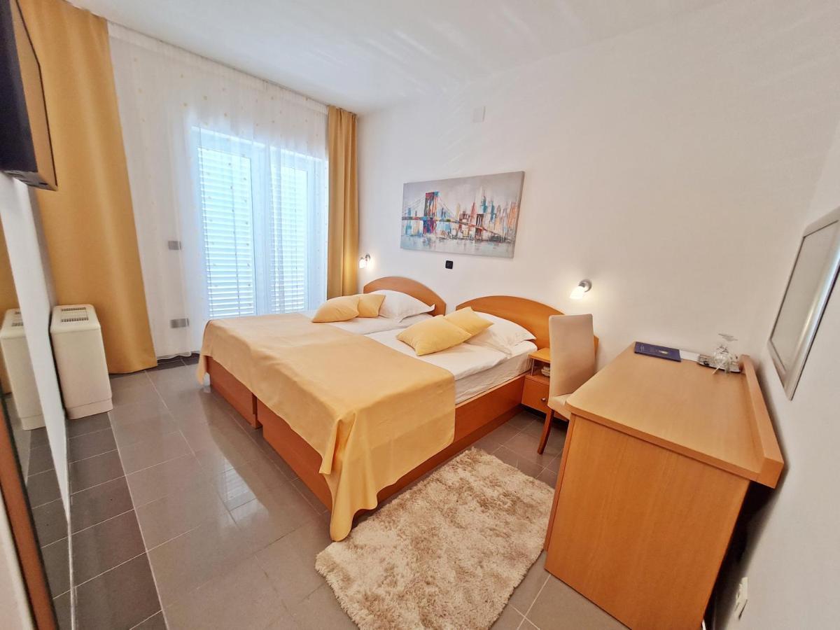 Hotel Sunce Подстрана Екстериор снимка