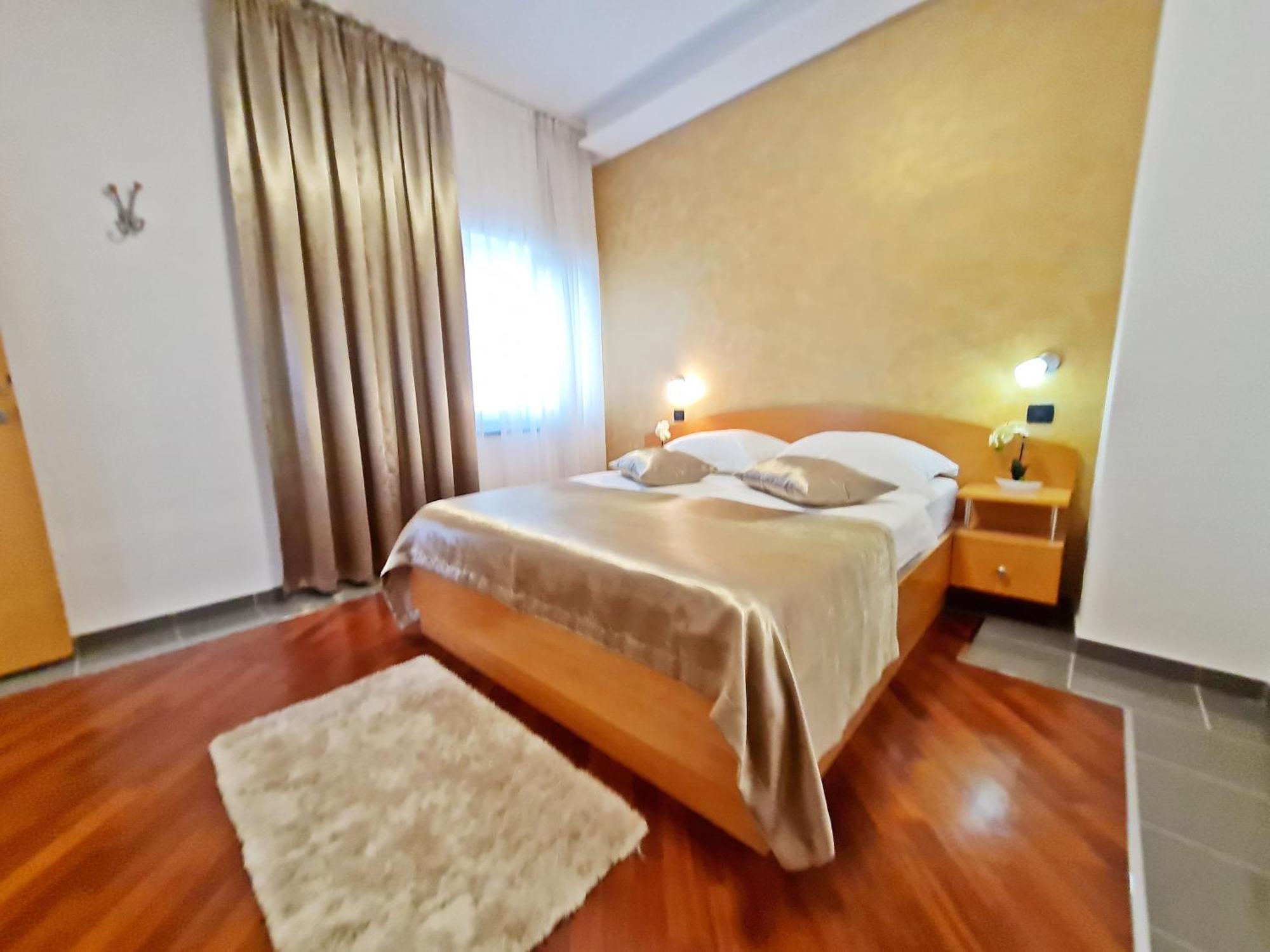 Hotel Sunce Подстрана Стая снимка